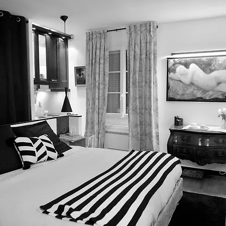 Le Jardin De Rochegrosse Paris